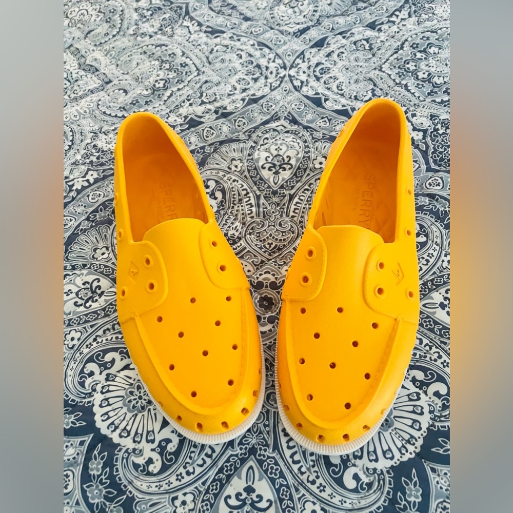 Sperry rubber boat shoes NWOB